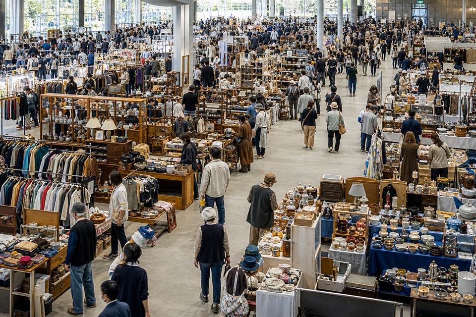 フレンテ笹塚駅前広場フリーマーケット(10月)のイメージ
